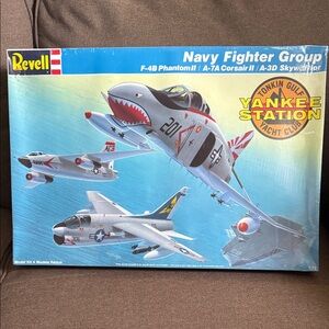 REVELL-#4783-NAVY FIGHTER GROUP-3 PLANES -SEALED KIT-1:72 SCALE New Sealed!
